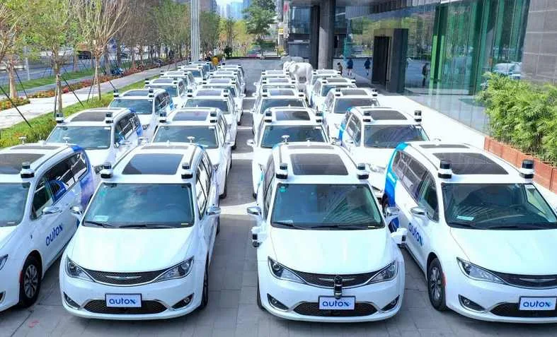 Κίνα: Στους δρόμους τα πρώτα ρομποταξί