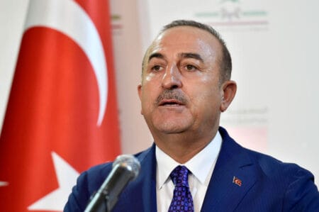 Τσαβούσογλου: Αν υπάρχει πλούτος στην Αν Μεσόγειο ας τον μοιραστούμε