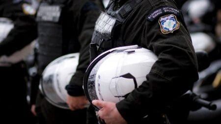 Nα αυξηθεί το πλαφον των νυχτερινών υπερωριών των Αστυνομικών ζητά ο Θ. Καράογλου