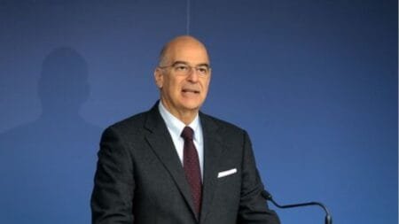 Δένδιας: Με την Τουρκία έχουμε διαμετρικά αντίθετες απόψεις