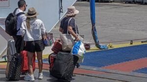 Μπλόκο στις μετακινήσεις από νομό σε νομό στους μη εμβολιασμένους, συζητά η επιτροπή των λοιμωξιολόγων που συνεδριάζει από το πρωί της Πέμπτης. Ειδήσεις,γεωστρατηγική ενημέρωση,Αναλύσεις