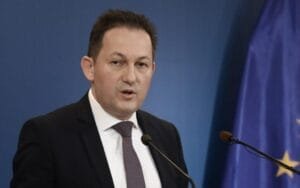 Τα έχουν ”χαμένα” στην κυβέρνηση: Πέτσας διαψεύδει Άδωνι για ανεμβολίαστους στο λιανεμπόριο Ειδήσεις,γεωστρατηγική ενημέρωση,Αναλύσεις