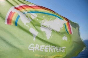 Η Greenpeace κατακεραυνώνει Μητσοτάκη και Τσίπρα: «Κύριοι πάψτε και κάντε τη δουλειά σας επιτέλους» Ειδήσεις,γεωστρατηγική ενημέρωση,Αναλύσεις