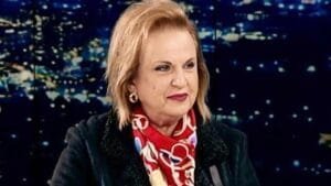 ΚΑΜΑΡΩΣΤΕ ΤΗΝ! Η “πολύχρωμη” Παγώνη μας απειλεί συνέχεια…. Ειδήσεις,γεωστρατηγική ενημέρωση,Αναλύσεις