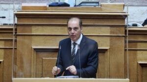 Η «υποχρεωτική δημοκρατία», είναι δικτατορία! Ο Kυριάκος Βελόπουλος συνέτριψε τους κυβερνητικούς εκβιασμούς για τα εμβόλια Ροή Ειδήσεων
