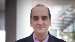 Κωνσταντίνος Φαρσαλινός: Σχολιάζει τη σύσταση της βρετανικής Επιτροπής Εμβολιασμού να μην προχωρήσουν οι μαζικοί σε παιδιά 12 έως 15 ετών Ροή Ειδήσεων