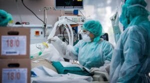 Παγώνη: Νέο περιστατικό άρνησης ασθενούς να διασωληνωθεί Ροή Ειδήσεων