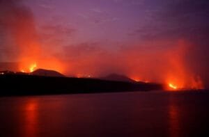 Λα Πάλμα: Νέα εντολή εκκένωσης λόγω της λάβας Ροή Ειδήσεων
