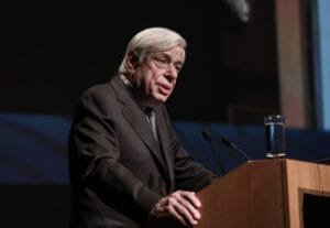 O Παυλόπουλος «αδειάζει» τον Μητσοτάκη: Μία είναι η διαφορά μας με την Τουρκία, μη μιλάμε για «διαφορές» Ροή Ειδήσεων
