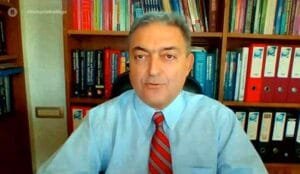 Θεόδωρος Βασιλακόπουλος δέχθηκε προπηλακισμό και επίθεση, μαζί με συναδέλφους του, σε ταβέρνα, γιατί ζήτησε έλεγχο στα πιστοποιητικά εμβολιασμού Ροή Ειδήσεων