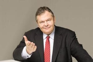 Βενιζέλος: Η επιστημονική κοινότητα να πει τι συμβαίνει στη χώρα Ροή Ειδήσεων