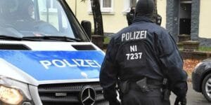 Γερμανία: Σοκαριστικό βίντεο από την βίαιη σύλληψη Έλληνα – Πέθανε στα κρατητήρια Ροή Ειδήσεων