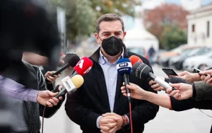 Τσίπρας: Επικίνδυνη αντίληψη ότι η πανδημία είναι μόνο των ανεμβολίαστων – Είναι ρατσιστικό προς το 40% των πολιτών Ροή Ειδήσεων