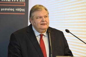 Βενιζέλος: «Πανδημία των ανεμβολίαστων» και πάνδημη λογική Ροή Ειδήσεων