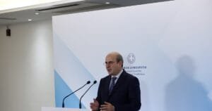 Σε τράπεζες και σούπερ μάρκετ η πρώτη εφαρμογή της Κάρτας Εργασίας Ροή Ειδήσεων