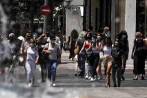 Θάνος Πλεύρης: Τα κρούσματα σήμερα αναμένεται να φτάσουν κοντά στα 15.000 Ροή Ειδήσεων