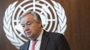 Τούρκοι-Γκουτιέρες δείχνουν άλλη λύση αλλά οι ανόητοι επιμένουν να κοιτάζουν το δάκτυλο! toyrkoi-gkoytieres