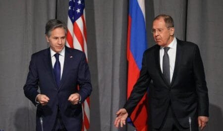 Άντονι Μπλίνκεν επιβεβαίωσε σήμερα ότι θα συναντηθεί με τον Ρώσο ομόλογό του, στις 24 Φεβρουαρίου