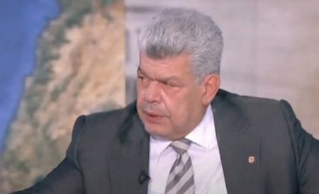 Ιωάννης Μάζης: Στέλνουμε ρωσικά όπλα να “σκοτώσουν” Ρώσους (Βίντεο)