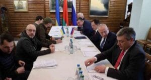 Διαπραγματεύσεις Ρωσίας-Ουκρανίας: Συμφώνησαν να δημιουργηθούν ανθρωπιστικοί διάδρομοι Ροή Ειδήσεων