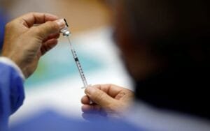 Βοήθεια μόνο για εμβολιασμένους, ποιος είπαμε πως ειναι ο κακός ο λύκος εδω! Ροή Ειδήσεων