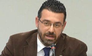 Γιώργος Φίλης: Η Τουρκία θα πρέπει να διαλέξει με ποιον θα πάει Ροή Ειδήσεων