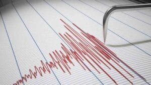 Ισχυρή σεισμική δόνηση, το μέγεθος της οποίας ανέρχεται στους 7,3 βαθμούς, ταρακούνησε την Ιαπωνία Ροή Ειδήσεων