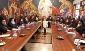 Κύπρος: Τον ασκό του Αιόλου έχουν ανοίξει οι αρχιεπισκοπικές εκλογές – Υπόγεια αλλά ισχυρή κινητικότητα για το Τριπρόσωπο Ροή Ειδήσεων