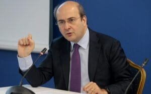 «Ναυάγησε» το σχέδιο Χατζηδάκη για την έκδοση συντάξεων από ιδιώτες Ροή Ειδήσεων