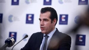 Τέλος στη συνταγογράφηση από ιδιώτες γιατρούς για τους ανασφάλιστους πολίτες Ροή Ειδήσεων