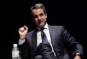 Συνταξιούχοι σε Μητσοτάκη: «Είστε ο πρωθυπουργός που μας έκλεψε – Θα απαντήσουμε στις εκλογές» Ροή Ειδήσεων