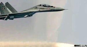 «Άμεσο χτύπημα στο στόχο»: Η IAF εκτοξεύει πύραυλο κρουζ BrahMos από μαχητικό αεροσκάφος Su 30 Ροή Ειδήσεων