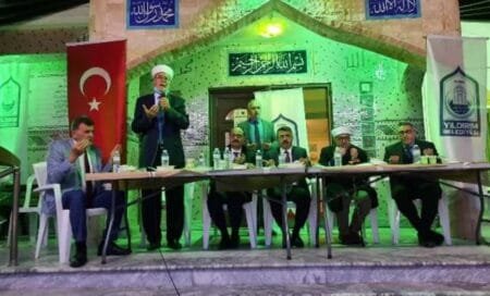 Ανήρτησαν τουρκική σημαία σε εκδήλωση στην Ξάνθη-παρών ο πρόξενος της Τουρκίας!
