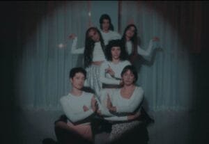Εντυπωσιακό πρώτο τραγούδι και video από τους art rockers 33Lovers Ροή Ειδήσεων
