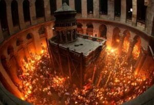 Μ. Σάββατο – Τελετή Αφής Αγίου Φωτός – Ναός της Αναστάσεως Ιεροσόλυμα Ροή Ειδήσεων