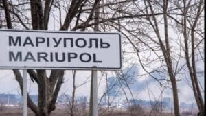Ο δήμαρχος της πολιορκημένης Μαριούπολης υποστήριξε σήμερα ότι περίπου 40.000 άμαχοι εκτοπίστηκαν δια της βίας στη Ρωσία Ροή Ειδήσεων