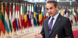 ΣΤΙΣ ΜΕΘ Ο ΕΛΛΗΝΙΚΟΣ ΛΑΟΣ ΣΤΟ ΝΕΚΡΟΚΡΕΒΑΤΟ Η ΠΑΤΡΙΔΑ Ροή Ειδήσεων