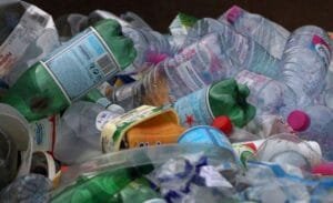 Ένζυμο εναντίον πλαστικών σκουπιδιών Ροή Ειδήσεων