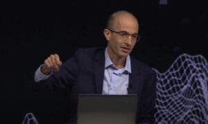 Γιουβάλ Νώε Χαράρι “Ο προφήτης” κατά τον Κλάους Σγουάμπ Ροή Ειδήσεων