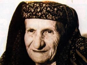 ΣΑΝ ΣΗΜΕΡΑ “ΕΦΥΓΕ” Η ΗΡΩΙΚΗ ΚΥΡΑ ΤΗΣ ΡΩ Ροή Ειδήσεων