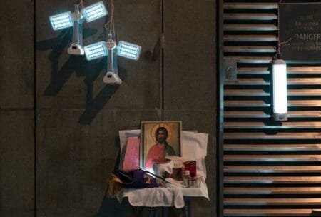 Το κινεζικό καθεστώς συλλαμβάνει ιερείς στο Χονγκ Κονγκ!