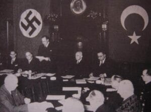Νότης Μαριάς: 81 χρόνια από το Σύμφωνο Φιλίας της Τουρκίας με τον Χίτλερ Ροή Ειδήσεων