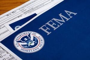 FEMA: Έως και 10 χρόνια χωρίς ηλεκτρισμό εάν ηλιακή υπερκαταιγίδα κτυπήσει τη Γη! Ροή Ειδήσεων