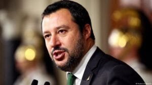 Ματέο Σαλβίνι: Τα νησιά της Ελλάδας ανήκουν στην Ελλάδα Ροή Ειδήσεων