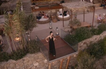 THE GARDEN MYKONOS: ΥΨΗΛΗ ΑΙΣΘΗΤΙΚΗ ΚΑΙ FINE DRINKING ΜΕ ΦΟΝΤΟ ΤΟ ΗΛΙΟΒΑΣΙΛΕΜΑ