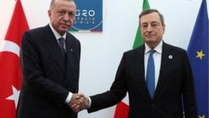 Ερντογάν σε Ντράγκι: Χαρακτήρισε την Ελλάδα ως «απειλή» για την Ιταλία Ροή Ειδήσεων