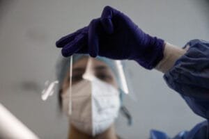 Ευλογιά των πιθήκων – Μεταδίδεται από επιφάνειες; Τι πρέπει να ξέρετε Ροή Ειδήσεων