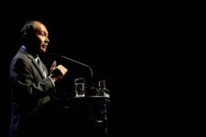 Φράνσις Φουκουγιάμα: Η Ρωσία μοιάζει τώρα με τη ναζιστική Γερμανία Ροή Ειδήσεων