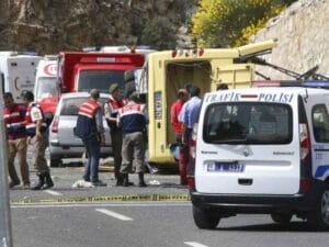 Τραγωδία στην Τουρκία: Τουλάχιστον 15 νεκροί σε τροχαίο δυστύχημα Ροή Ειδήσεων