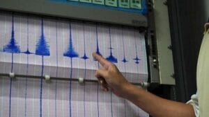 Τεράστιος σεισμός 7,6 Ρίχτερ έπληξε την Παπούα – Νέα Γουινέα, η έκταση των ζημιών δεν είναι σαφής Ροή Ειδήσεων